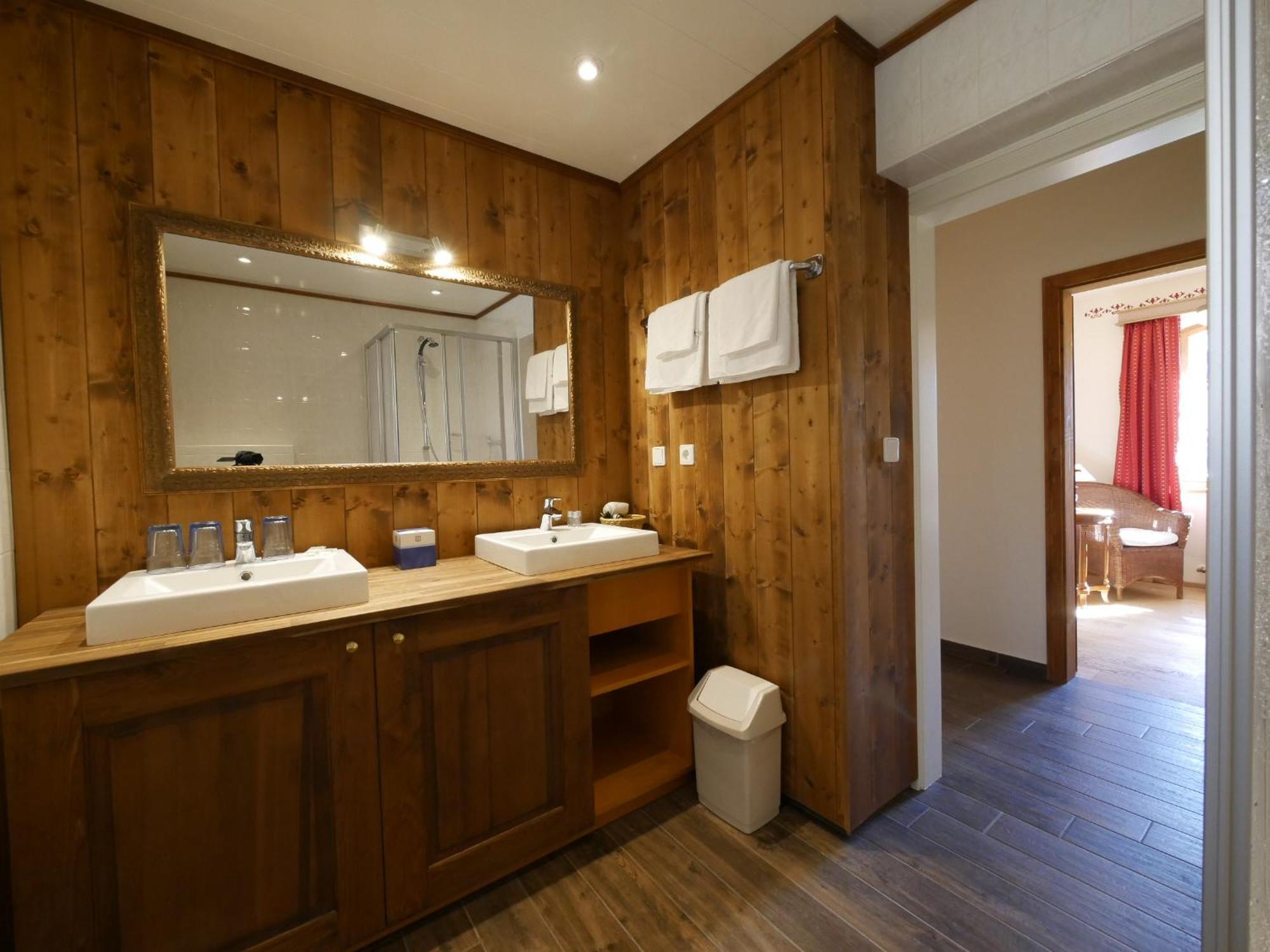 Schlosshotel Zamek Zdíkov Екстериор снимка